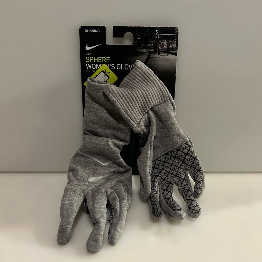 New Nike Women’s Grey Sphere Running Gloves - Size Small NWT